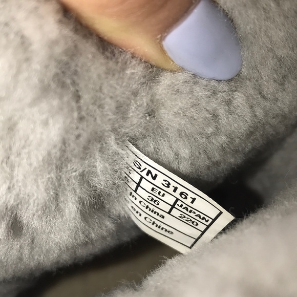 UGG CLASSIC SHORT GOLD SEQUIN BOOTS - Picture 2 of 8